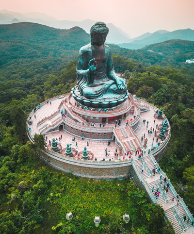 Monumental Statue being visited