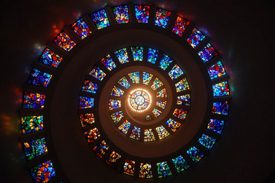 circle-of-stained-glass